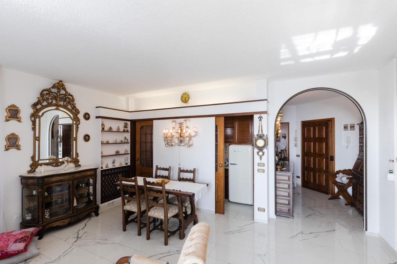 116 - Casa Colorata Vista Mare, 500M Dalla Spiaggia - Parcheggio Privato Gratis Incluso Ospedaletti Zewnętrze zdjęcie